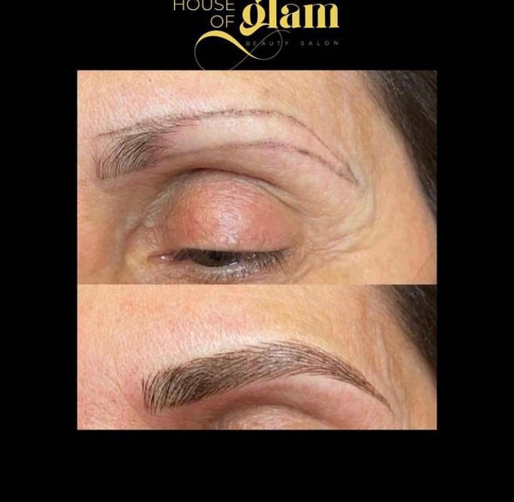 Microblading in Stuttgart – Für perfekt geformte und langanhaltende Augenbrauen Microblading in Stuttgart – Perfekt definierte Augenbrauen mit natürlichem Look