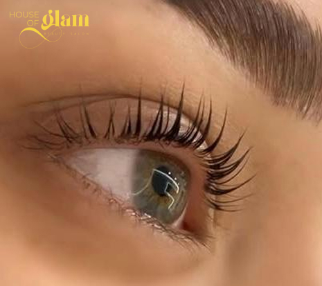 Wimpern färben Stuttgart für natürlich aussehende Wimpern